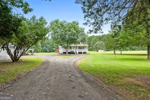 3255 Alvaton Rd, Gay, GA 30218