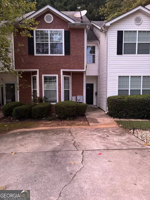 7690 Creekside Ln, Riverdale, GA 30296