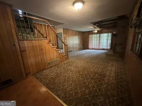 Living - 6545 Katie Ln, Morrow, GA 30260 photo 1 of 5