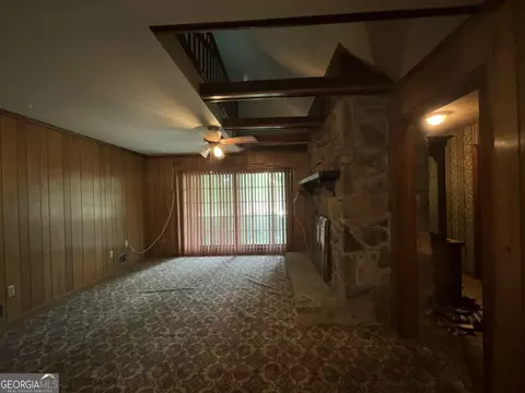 Living - 6545 Katie Ln, Morrow, GA 30260 photo 3 of 5