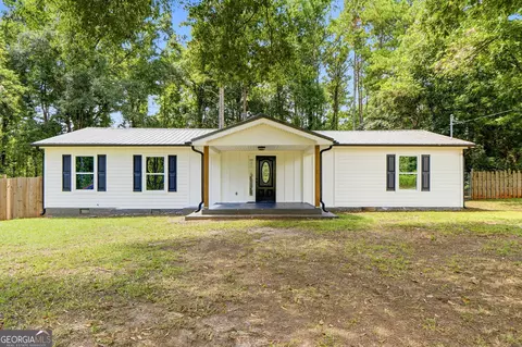900 Swint Rd, Griffin, GA 30224