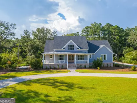 105 Jones Creek Dr, Saint Simons Island, GA 31522