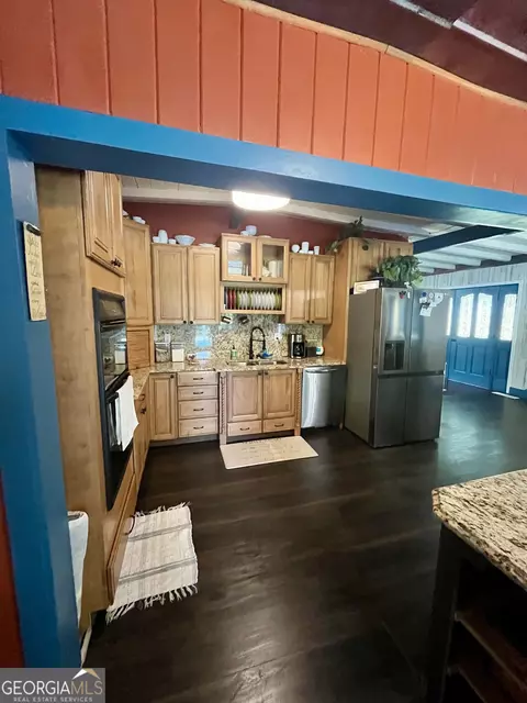 Kitchen - 3015 12 Old West Point Rd, Lagrange, GA 30240 photo 3 of 3