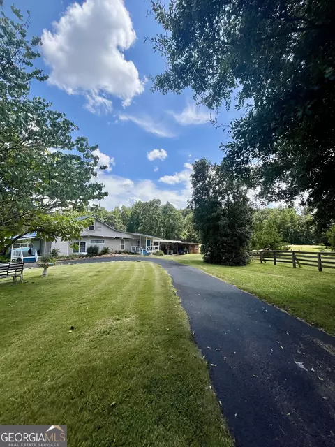 Exterior - 3015 12 Old West Point Rd, Lagrange, GA 30240 photo 17 of 18