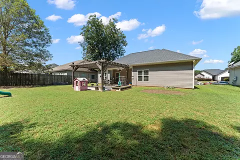 Exterior - 204 Dennard Dr, Perry, GA 31069 photo 4 of 5