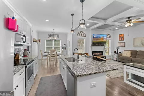 Entry Way - 204 Dennard Dr, Perry, GA 31069 photo 3 of 4