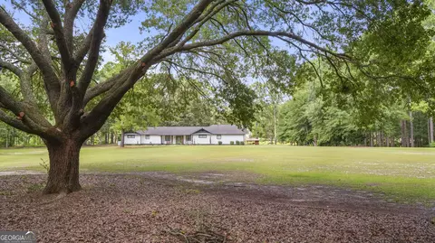 130 Austin Ct, Jesup, GA 31545