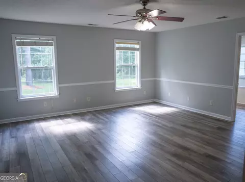Living - 449 Roscoe Smith, Collins, GA 30421 photo 1 of 1