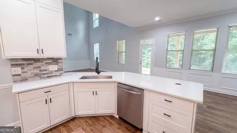 Kitchen - 321 Basel Way, Hampton, GA 30228 photo 1 of 2