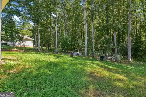 Exterior - 512 Clinton Dr, Temple, GA 30179 photo 4 of 4
