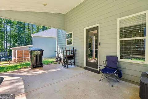 Exterior - 512 Clinton Dr, Temple, GA 30179 photo 2 of 4