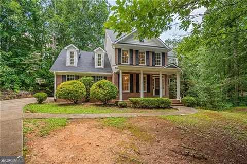 125 Lake Laurel Dr, Dahlonega, GA 30533