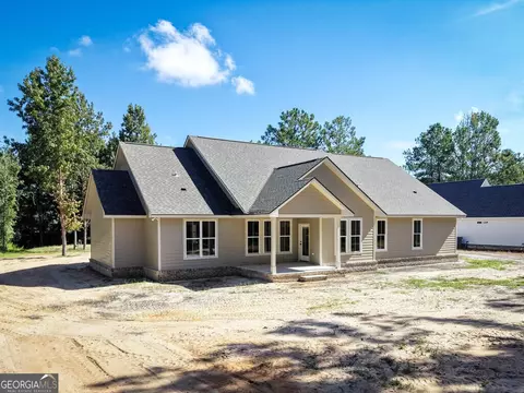 Exterior - 2300 Thomas St, Adel, GA 31620 photo 1 of 4