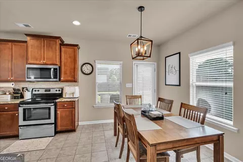 Other - 200 Amelia Dr, Byron, GA 31008 photo 5 of 10