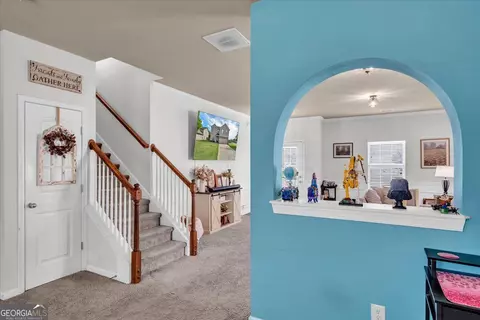 Entry Way - 200 Amelia Dr, Byron, GA 31008 photo 3 of 8