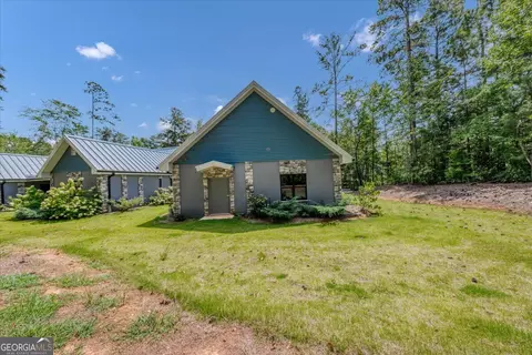 Exterior - 40 Red Oak Cir, Buchanan, GA 30113 photo 8 of 9