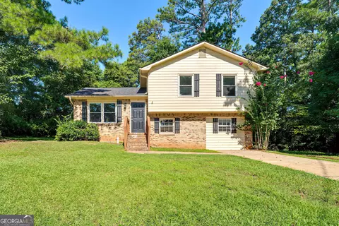 576 Dove Tail Ct SE, Conyers, GA 30013