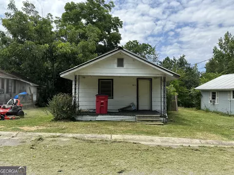 5611 Cottondale Ave, Eastman, GA 31023