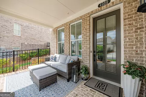 4989 Sealy Cir, Peachtree Corners, GA 30092