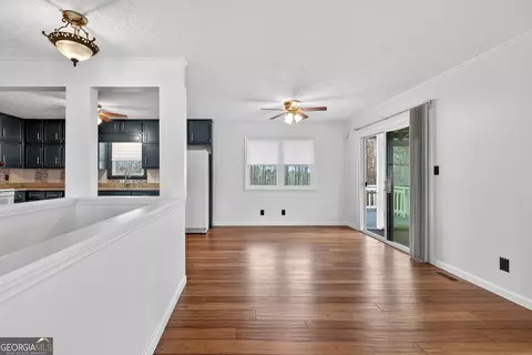 Living - 111 Indian Bend Dr, Lagrange, GA 30240 photo 1 of 8