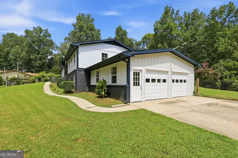 6696 Vic Ar Rd, Atlanta, GA 30360