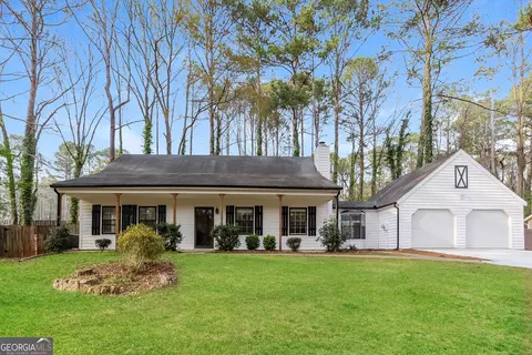 105 Spur Rdg, Peachtree City, GA 30269