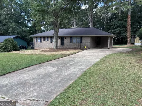 109 Forestwood Dr, Griffin, GA 30223