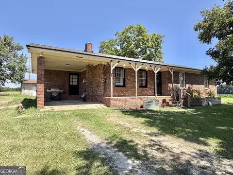 56 Cheek Ln, Canon, GA 30520