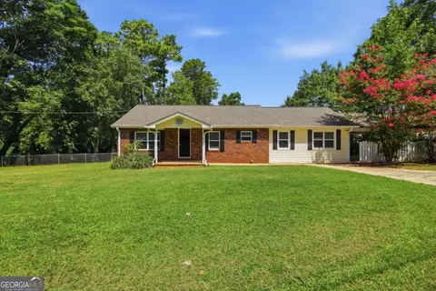 620 Smithstone Rd SE, Marietta, GA 30067