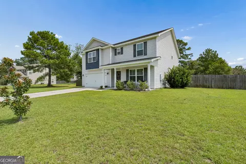 Exterior - 618 Bledsoe Dr, Guyton, GA 31312 photo 3 of 8