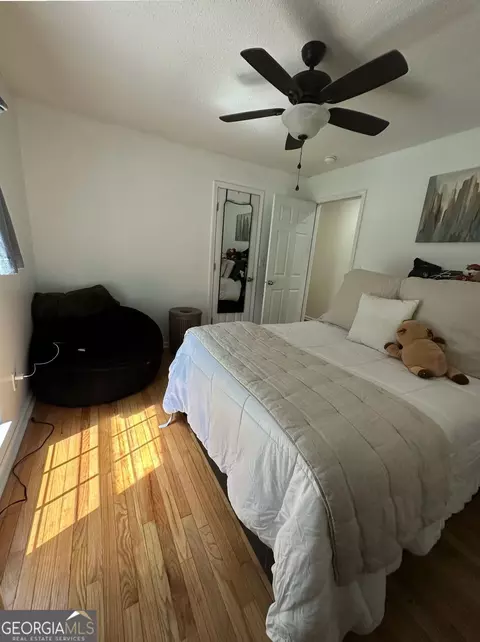 Bedroom - 1145 Jackson Lake Rd, Jackson, GA 30233 photo 3 of 10