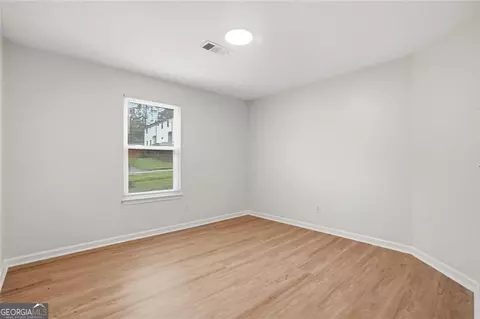 Bedroom - 6839 Silver Maple Dr, Rex, GA 30273 photo 4 of 4