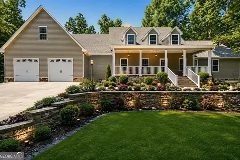 1141 Buttermilk Rd SW, Cave Spring, GA 30124