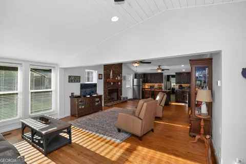 Living - 115 Mallard Trc, Jackson, GA 30233 photo 3 of 3