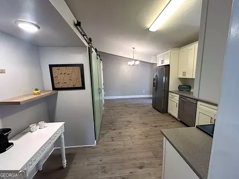 Kitchen - 203 Pineview Dr, Warner Robins, GA 31088 photo 1 of 3