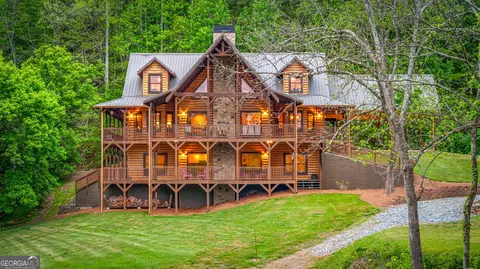 460 Wikle Dr, Ellijay, GA 30540