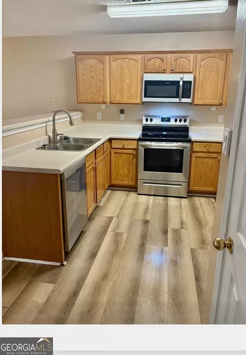 Kitchen - 7182 Georges, Morrow, GA 30260 photo 2 of 2