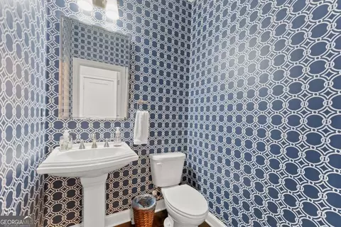 Bath - 3206 Ridge Towne Pl, Duluth, GA 30096 photo 1 of 6