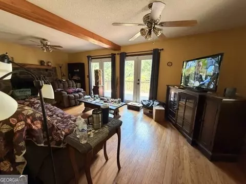 Living - 1657 Chubb Rd SW, Cave Spring, GA 30124 photo 3 of 3