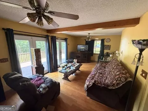 Living - 1657 Chubb Rd SW, Cave Spring, GA 30124 photo 2 of 3