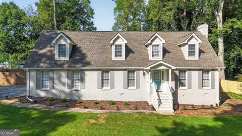 317 Craig Dr, Lawrenceville, GA 30046