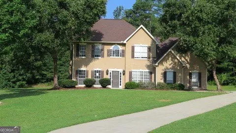 6800 Palace Ln, Fairburn, GA 30213