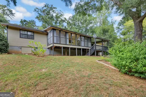 Exterior - 435 Miller Rd, Covington, GA 30014 photo 8 of 12