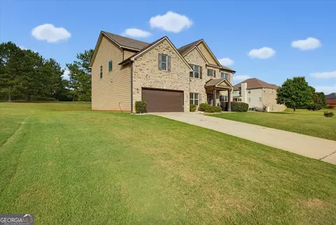 Exterior - 10 Paladin Dr, Covington, GA 30016 photo 4 of 6