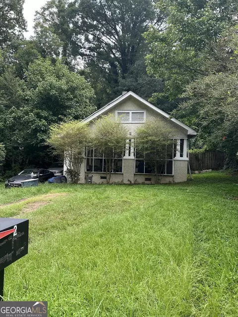 2 S Eugenia Pl NW, Atlanta, GA 30318