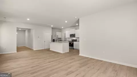 Living - 185 Rolling Meadow Trce, Jasper, GA 30143 photo 3 of 3