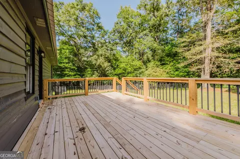 Exterior - 109 Alpine Dr, Byron, GA 31008 photo 6 of 9