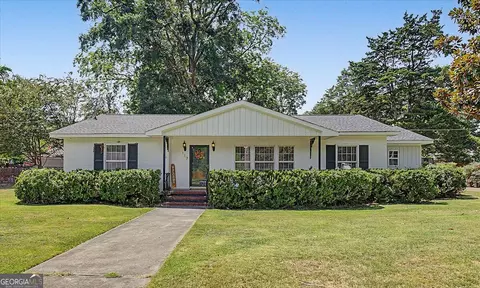 117 Chestnut St, Cedartown, GA 30125