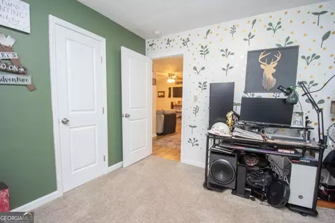 Bedroom - 1104 Alverson Rd, Lagrange, GA 30241 photo 4 of 4