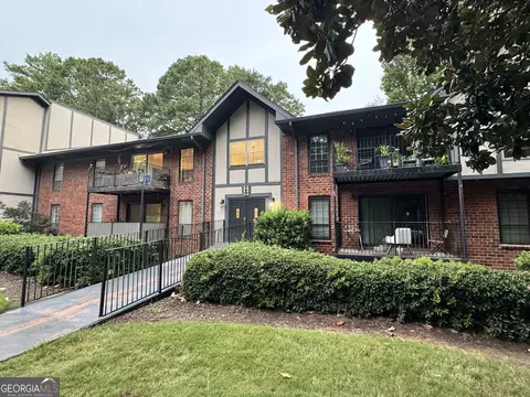 6851 Roswell Rd NE #H-31, Sandy Springs, GA 30328